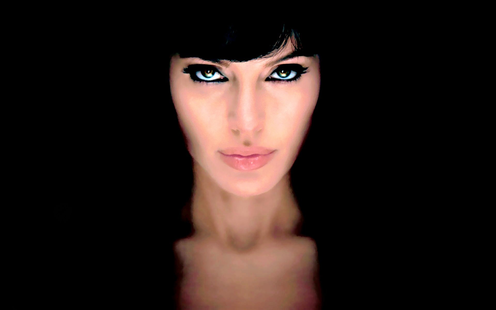 The Angelina Jolie Spy Theory – Spy Culture in OK Magazine and Asia Times